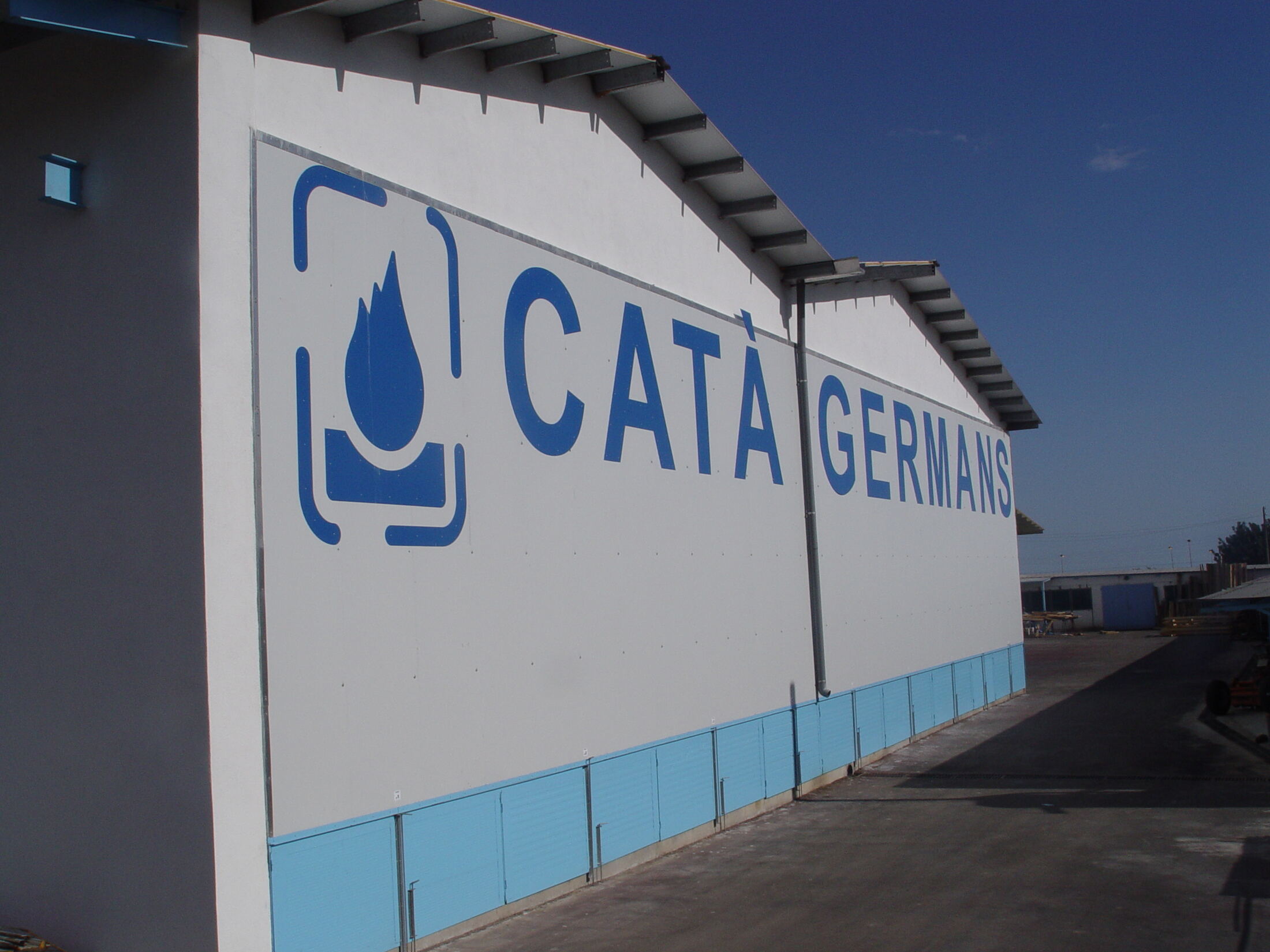 Exterior de les instal·lacions de Catà Germans