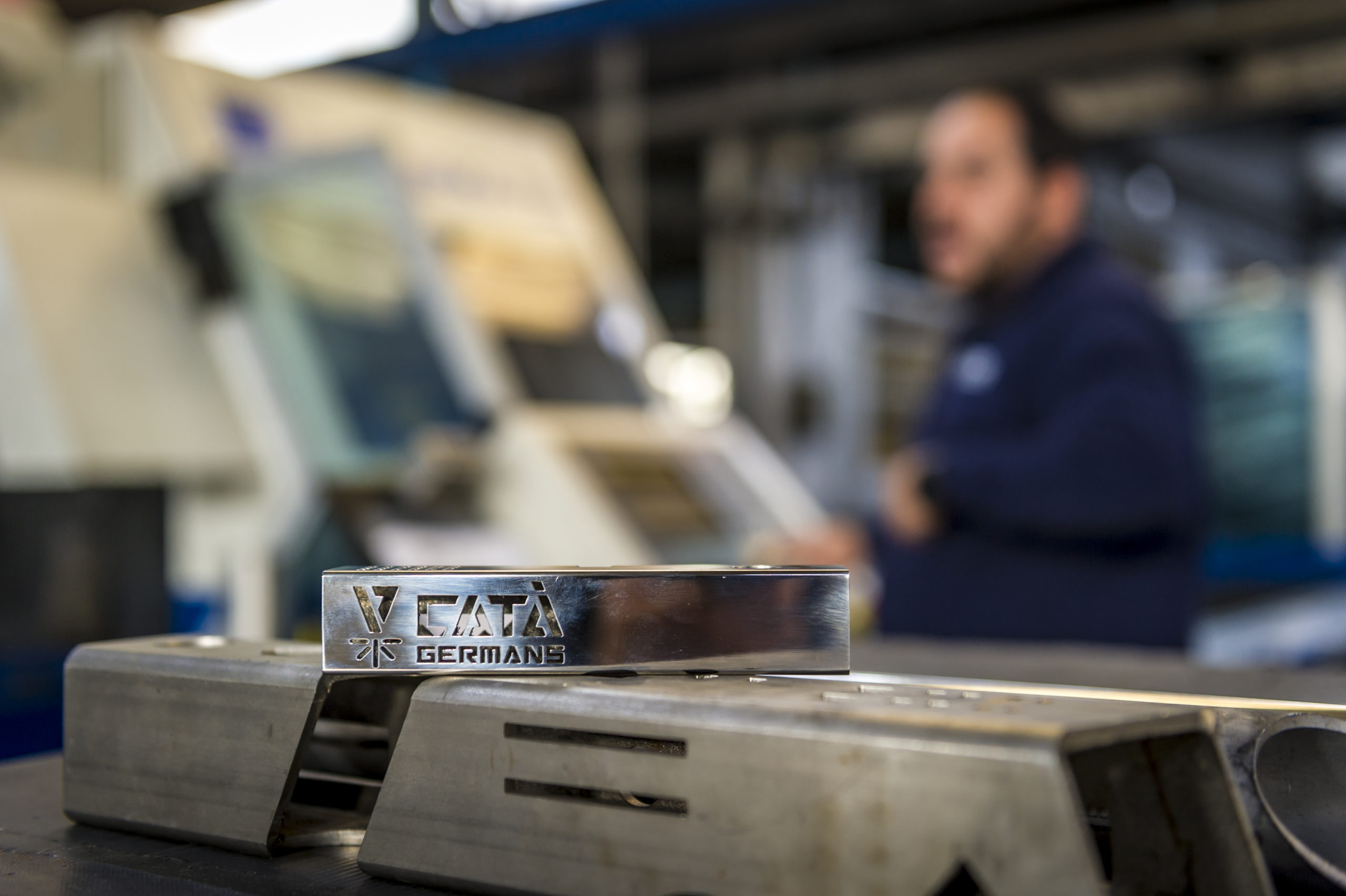 Detall d'una peça metàl·lica fabricada per Catà Germans